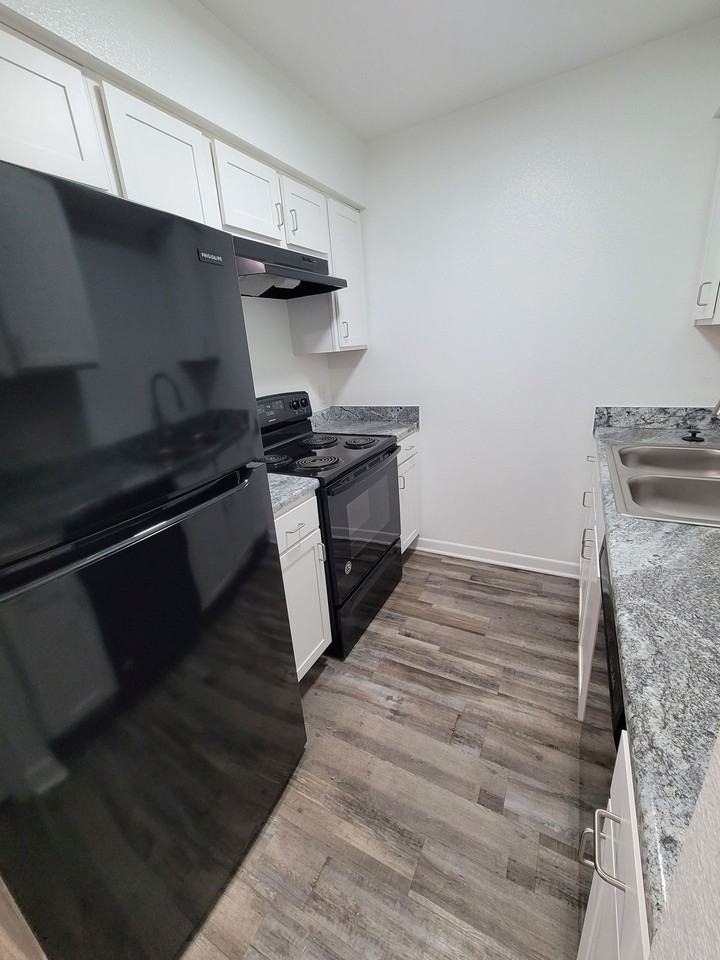 The Village Residences - Photo 7 of 50