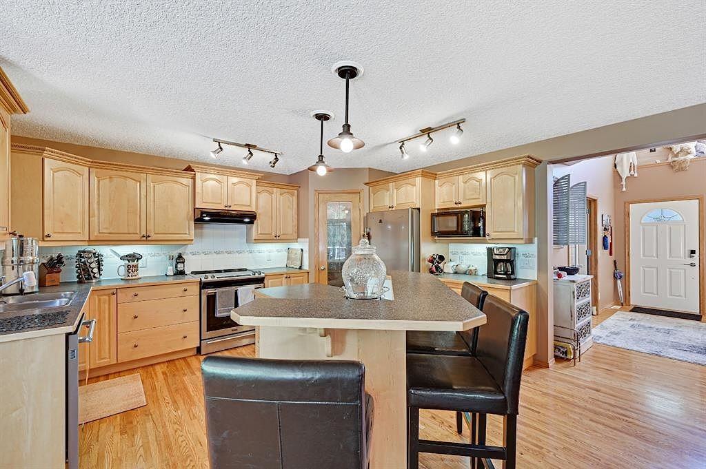 26 Hampstead Rd Nw #1 - Photo 3 of 15