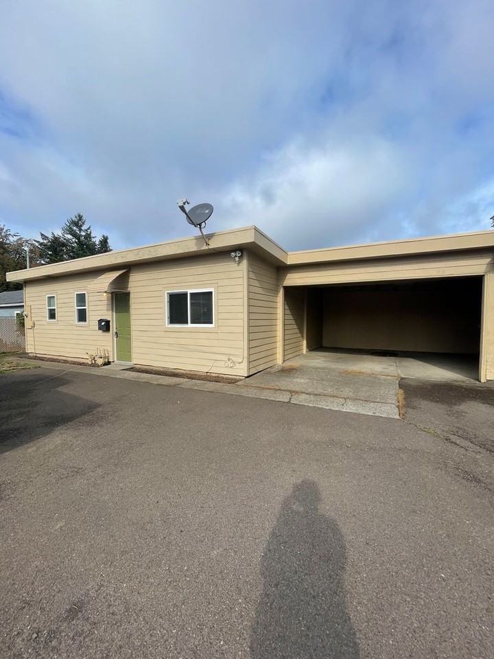 E Grant St - Photo 3 of 14