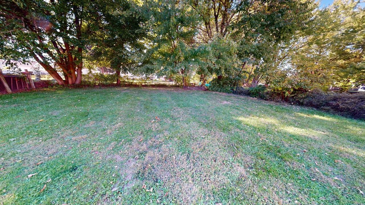 506 Woodville Rd - Photo 2 of 17