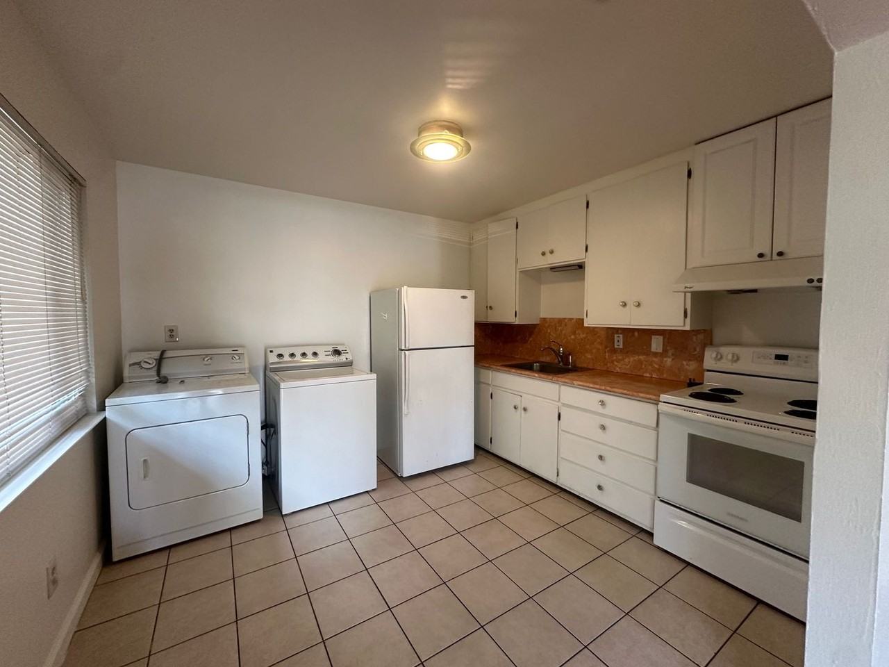 4870 Topaz St - Photo 3 of 9