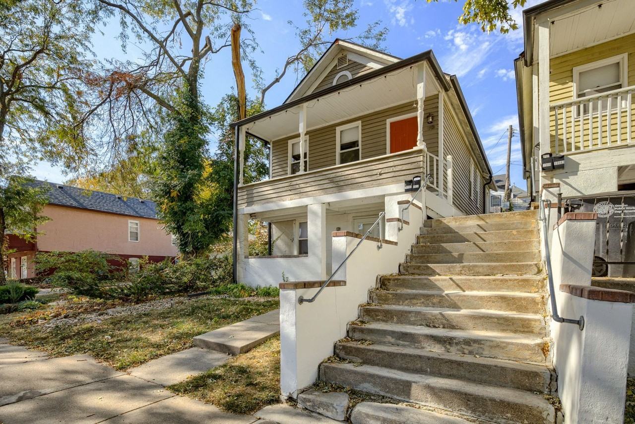1910 S 8th St - Photo 2 of 24