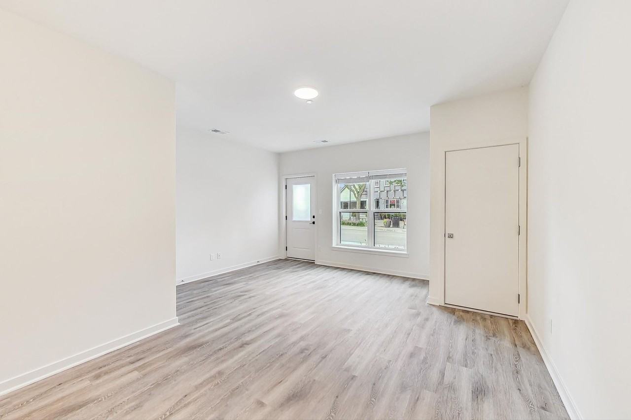 Morris Station - Photo 6 of 21