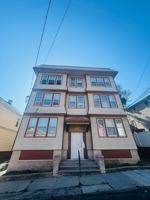 featured image of 14 Grant Ave