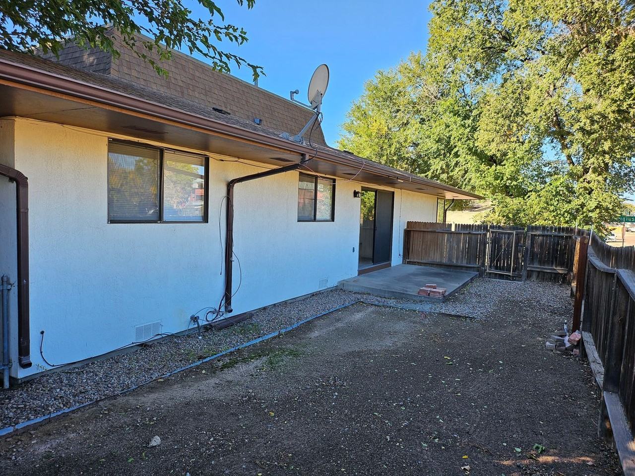 47 Douglas Ln - Photo 6 of 17