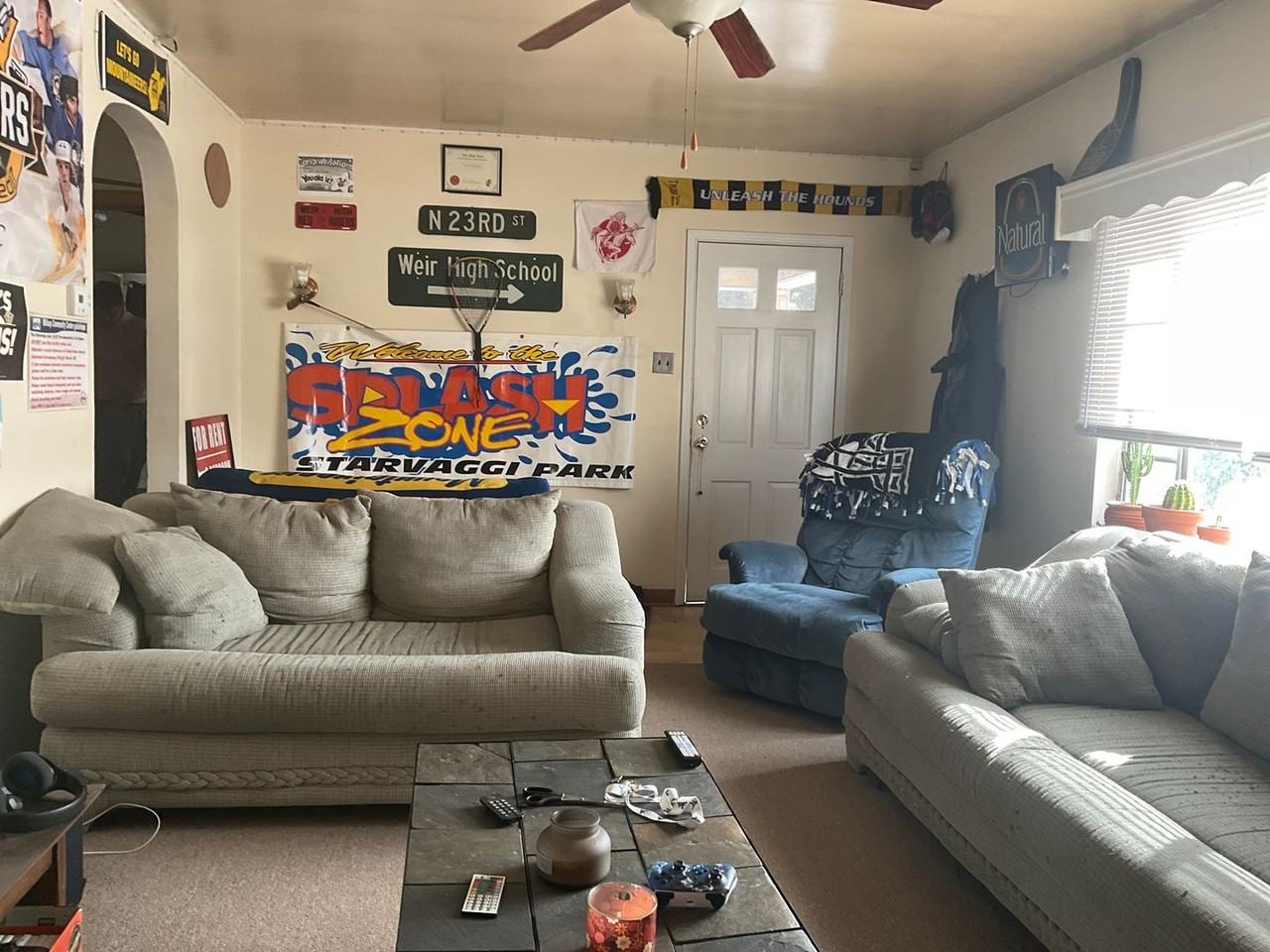 2854 University Ave - Photo 7 of 10