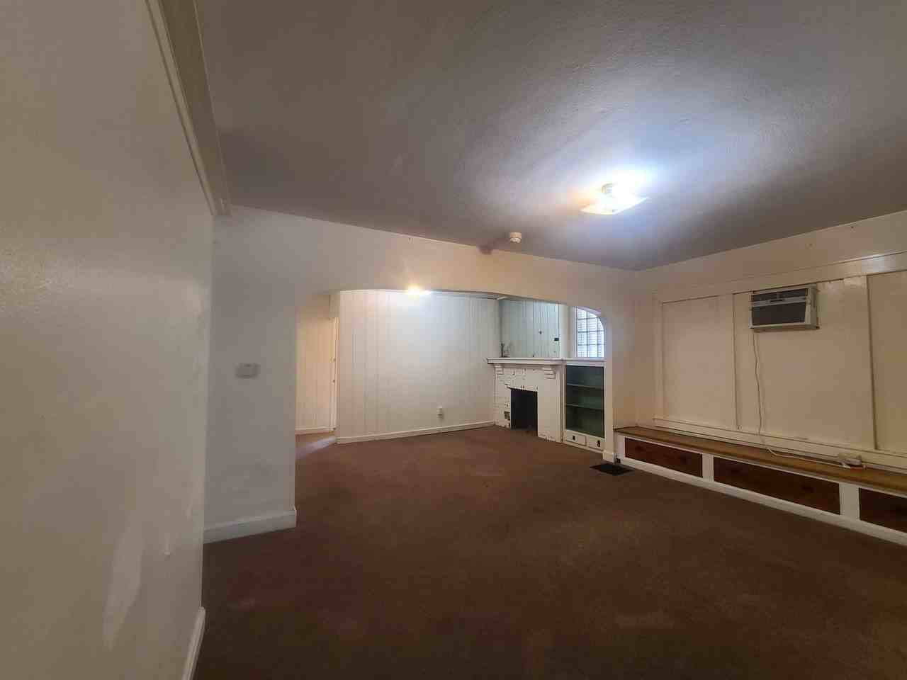 791 Willey St - Photo 3 of 23