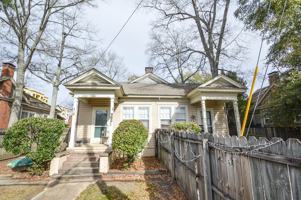 featured image of 301 E Glenn Ave Apt A #Apt A