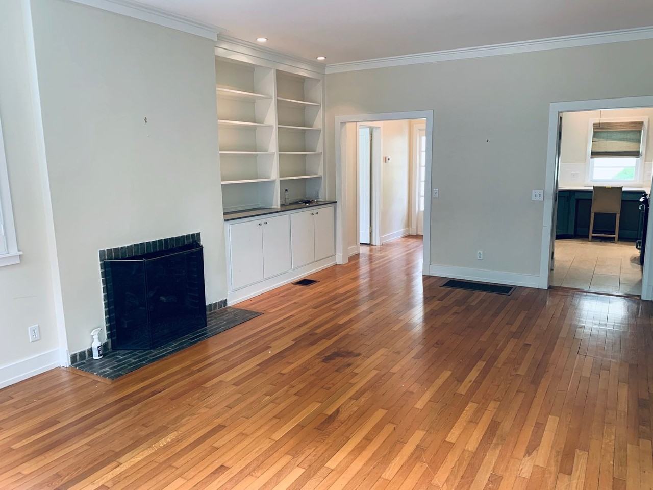 357 Nelocco Dr - Photo 5 of 13