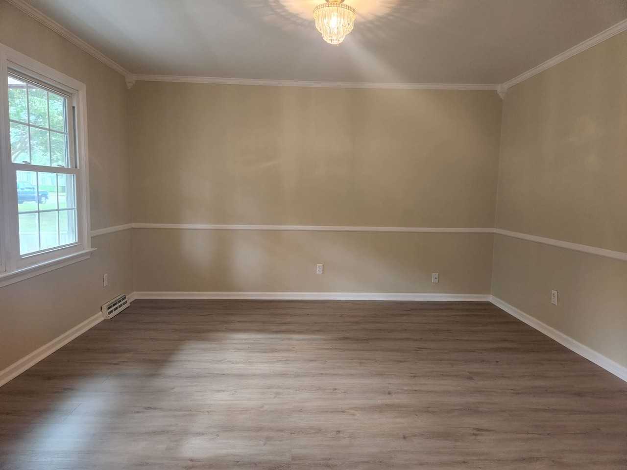 591 Windjammer Cres - Photo 3 of 21