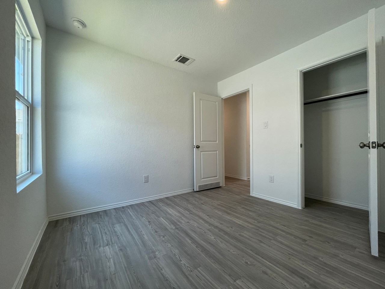 4347 Rapids Way - Photo 7 of 20