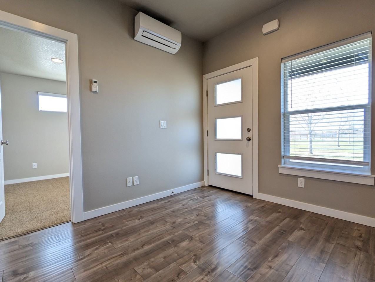 1024 Hatton Ave - Photo 3 of 14