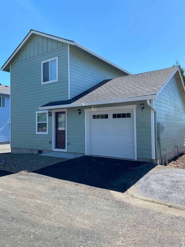 1324 Ostrander Ln - Photo 3 of 15