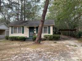 featured image of 1804 Springfield Dr