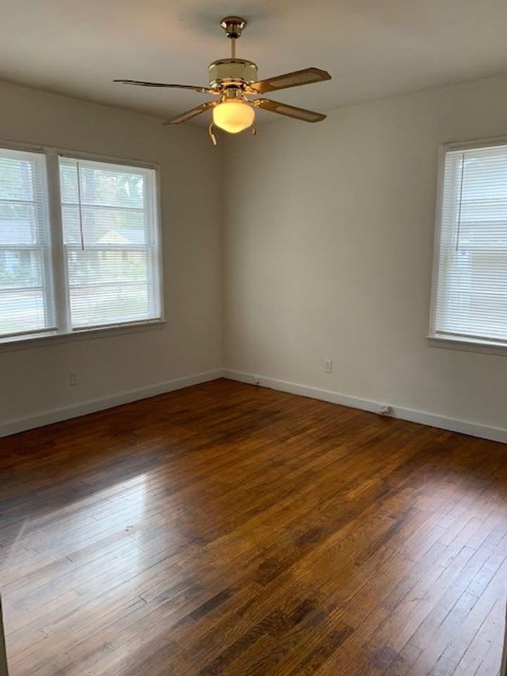 1804 Springfield Dr - Photo 6 of 8