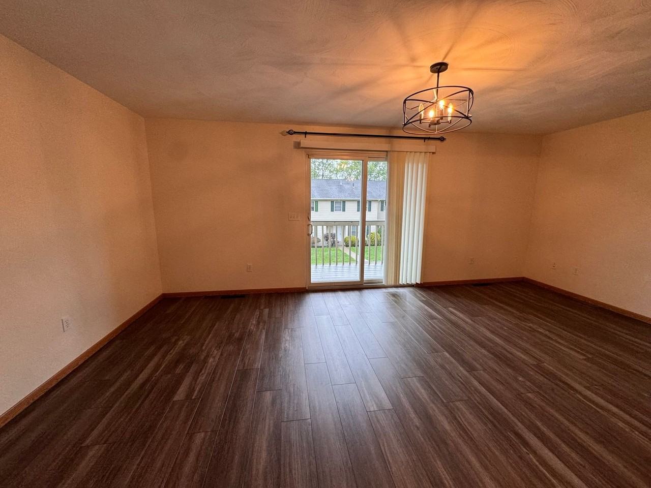 502 Harding St - Photo 3 of 16