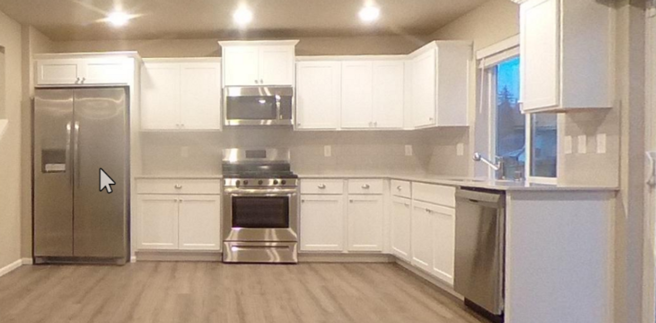 13223 Sultan Basin Rd - Photo 2 of 17