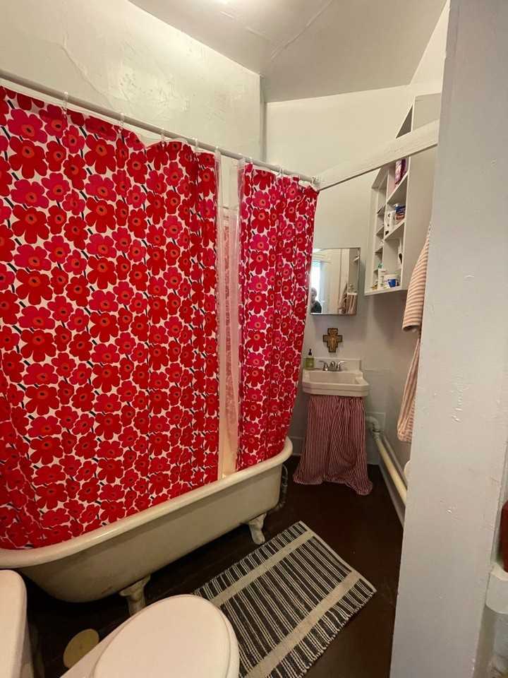 Barrow 150 - Photo 4 of 19