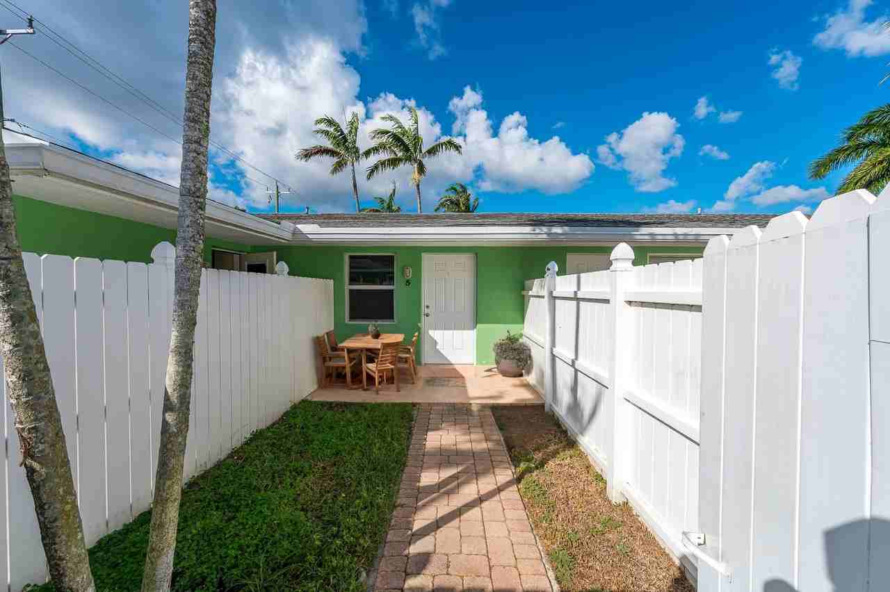 740-748 NE 13th Court - Photo 2 of 34
