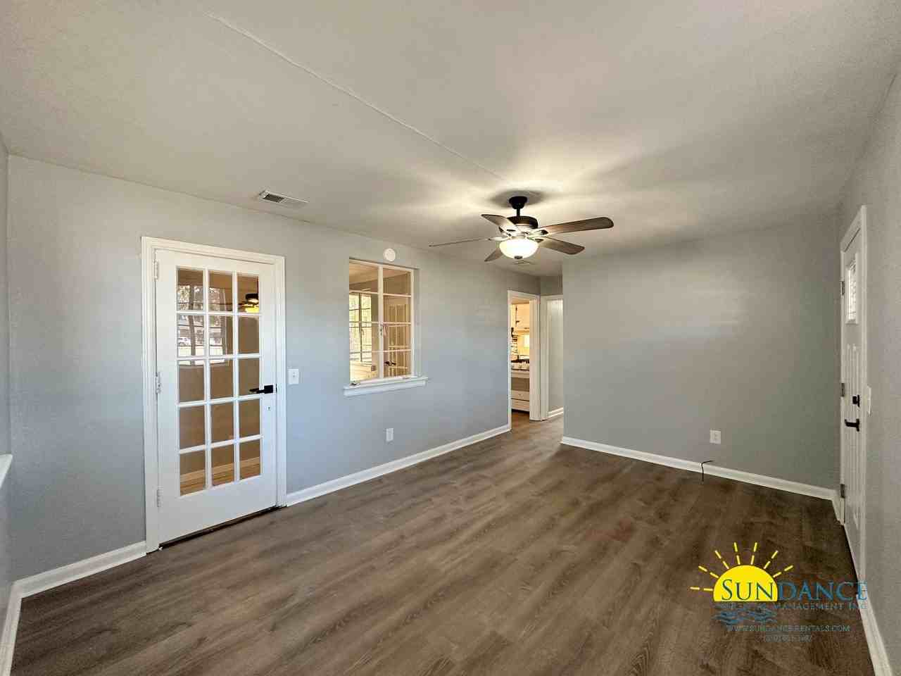 223 Highway Avenue Northeast - Photo 3 of 21