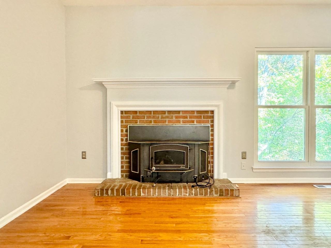 13202 Mountain Ash Ct - Photo 7 of 29