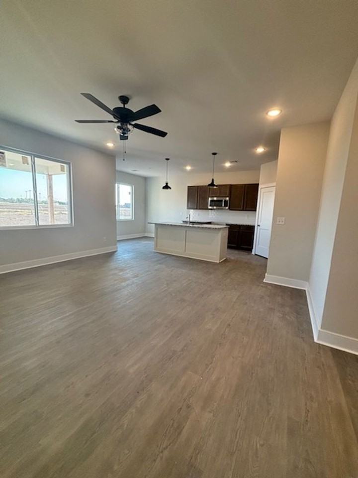 960 960 W Long Path Cir - Photo 3 of 17