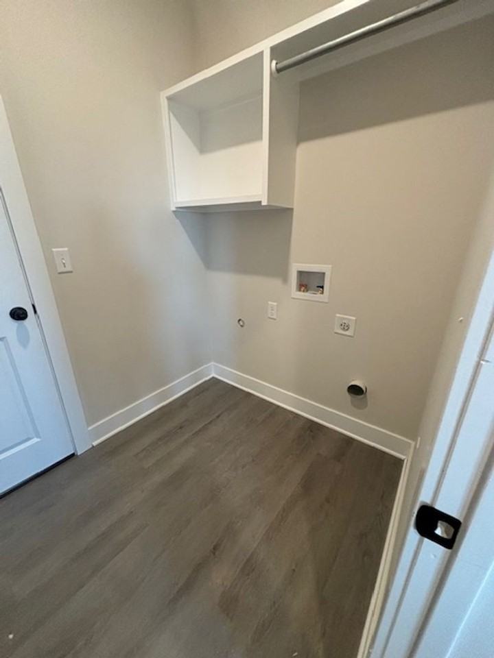 964 Long Path Cir - Photo 3 of 17