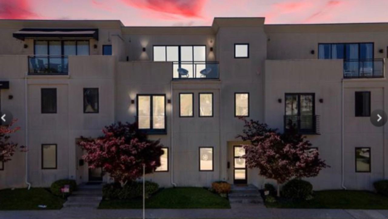 1322 E 35th Pl - Photo 2 of 35