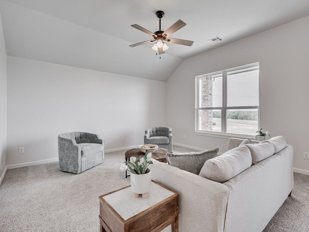 549 Cherrybark Dr - Photo 3 of 10