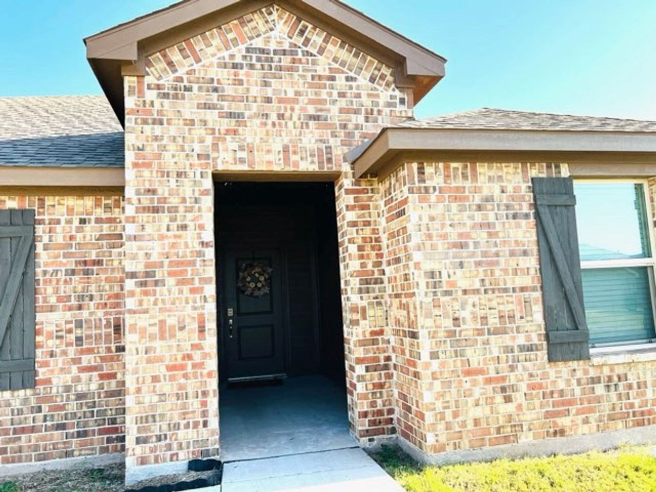 2633 Plymouth Rock Rd - Photo 3 of 27