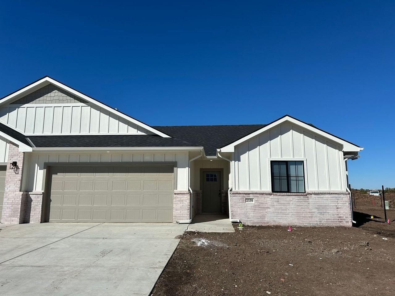 2337 E Spring Hill Dr, Goddard, KS 67052 3 bedroom House Rental Zumper