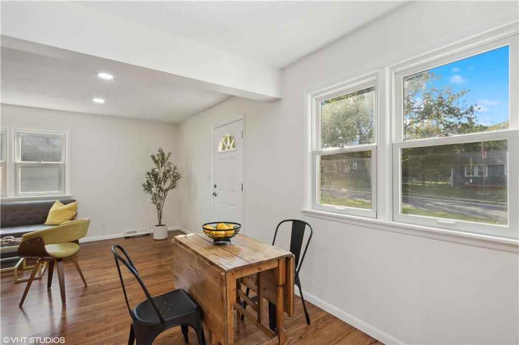 8543 Kessler St - Photo 5 of 19