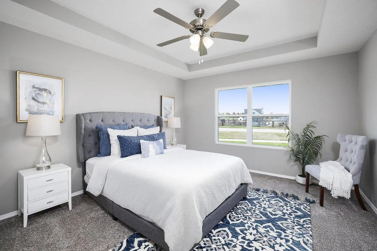 987 S Calabria Ave - Photo 5 of 5