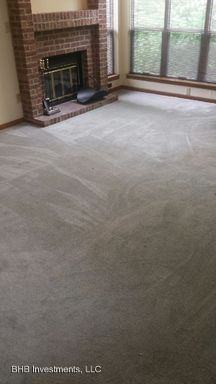 9426 Bridgewater Cir - Photo 2 of 6