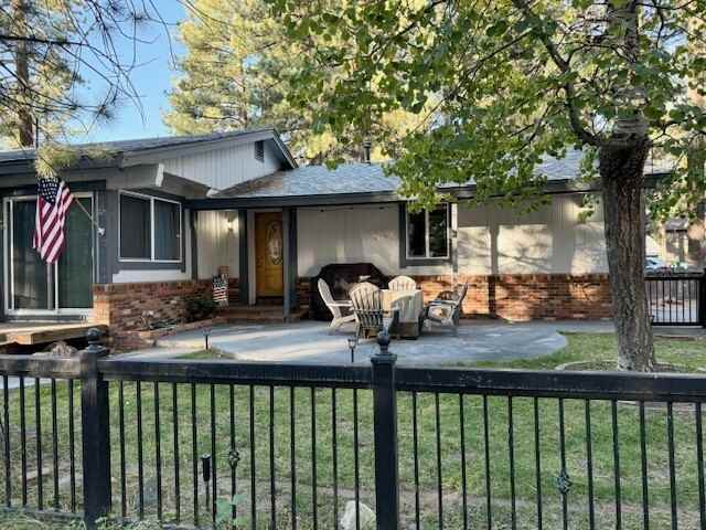 890 Alameda Ave - Photo 3 of 28