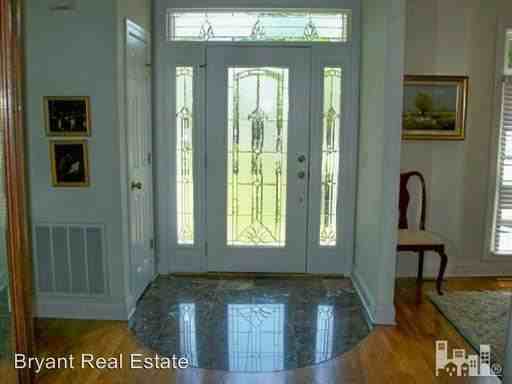 704 Windswept Pl - Photo 3 of 24