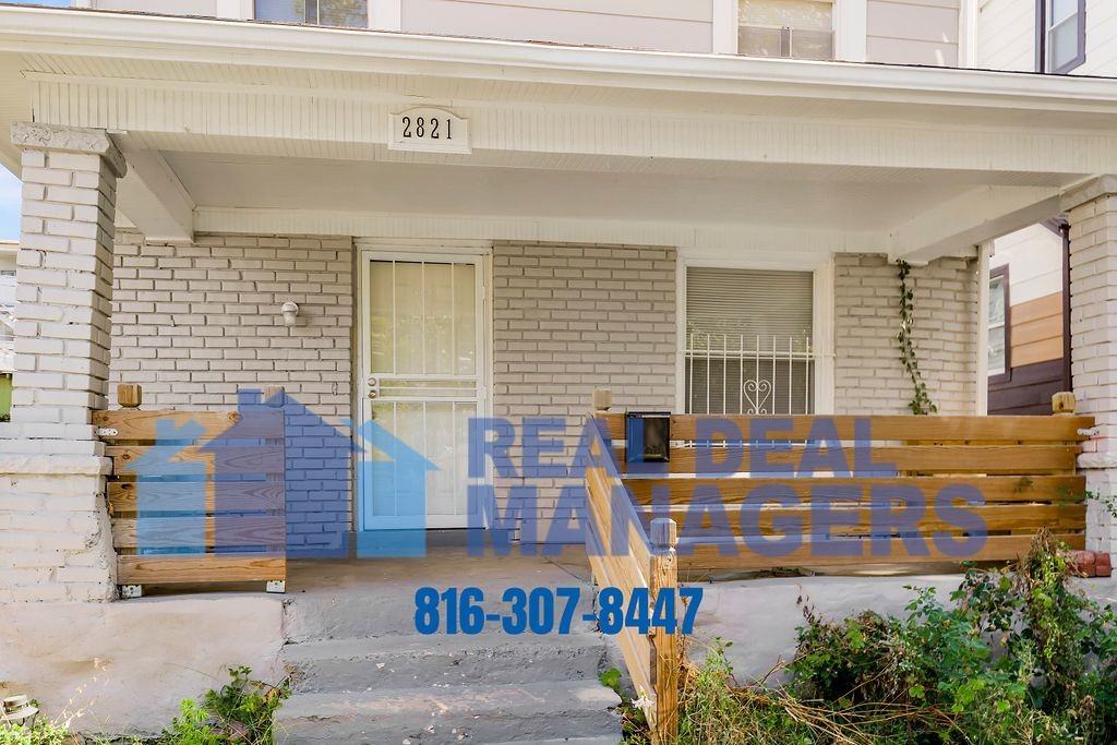 2821 Wabash Ave - Photo 3 of 30