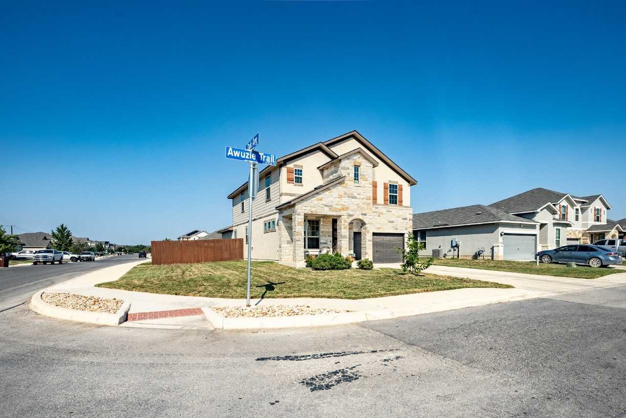 12945 Awuzie Trail - Photo 3 of 23