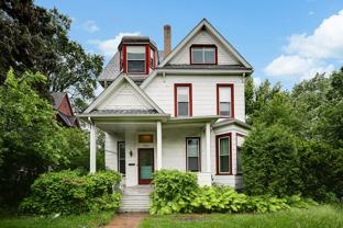 1912 Roblyn Ave - Photo 1 of 1