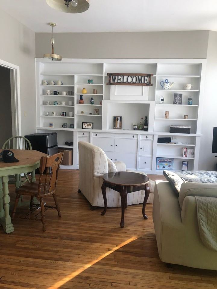 1912 Roblyn Ave - Photo 5 of 31