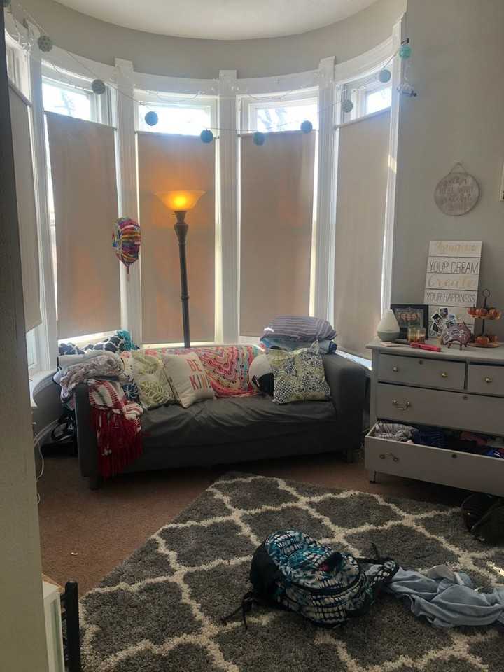 1912 Roblyn Ave - Photo 6 of 31