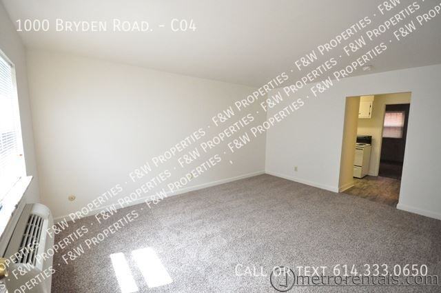 1000 Bryden Rd #C04 - Photo 2 of 28