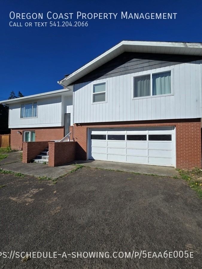 12710 Highway 101 N - Photo 2 of 50