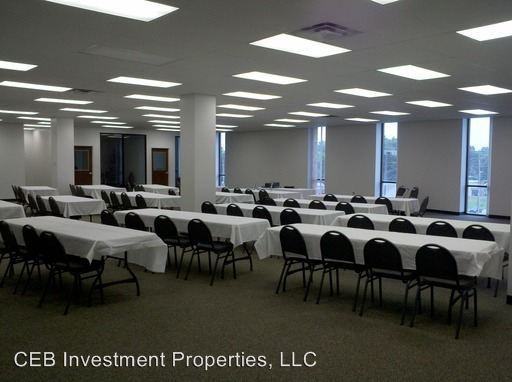 1104 PARIS RD - Photo 2 of 6