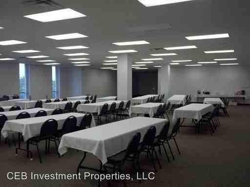 1104 PARIS RD - Photo 3 of 6