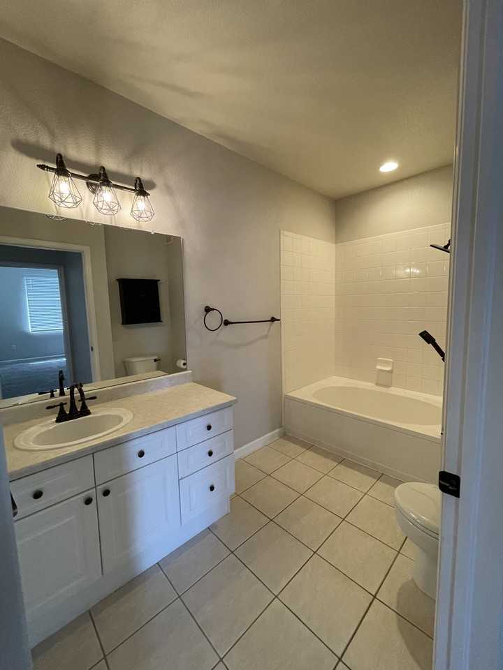 8412 S Holland Ct #303 - Photo 5 of 13