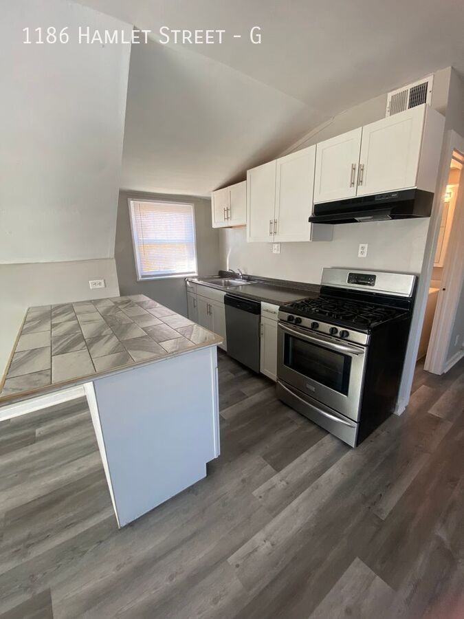 1186 Hamlet St #G - Photo 5 of 15