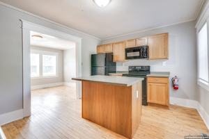 featured image of 1202 Summit Ave