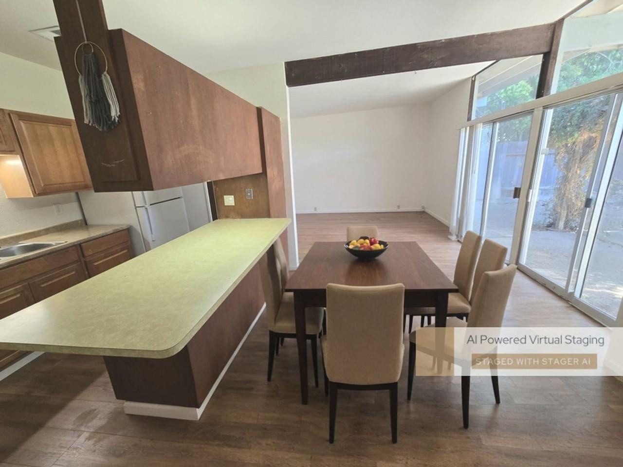 1010 Drake Dr - Photo 2 of 11