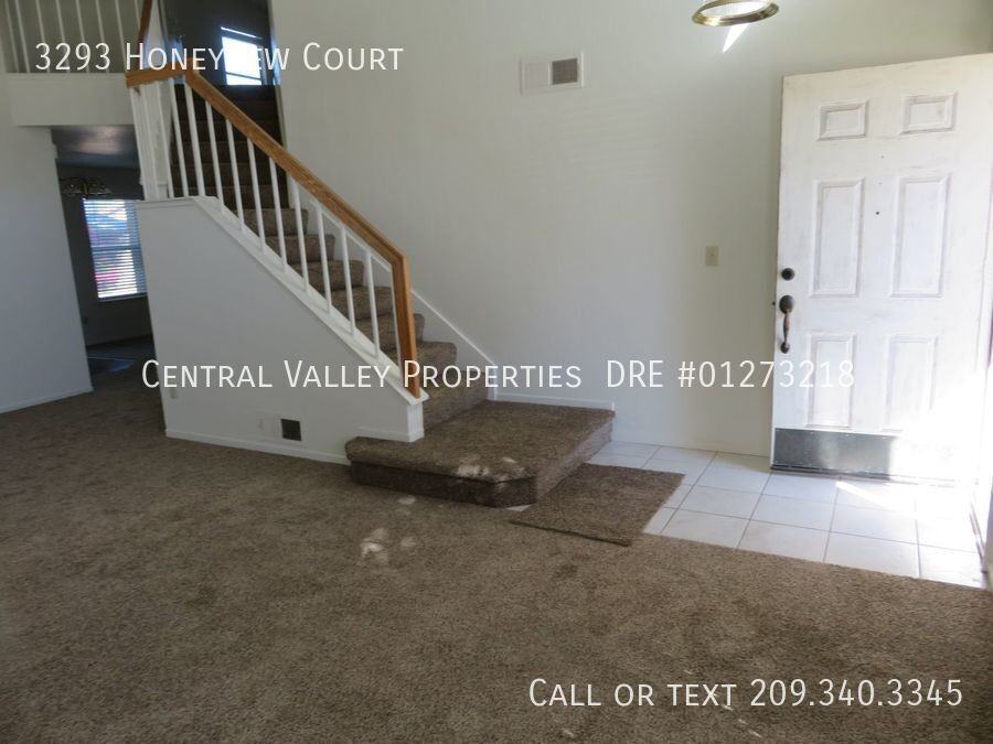 3293 Honeydew Ct - Photo 2 of 20